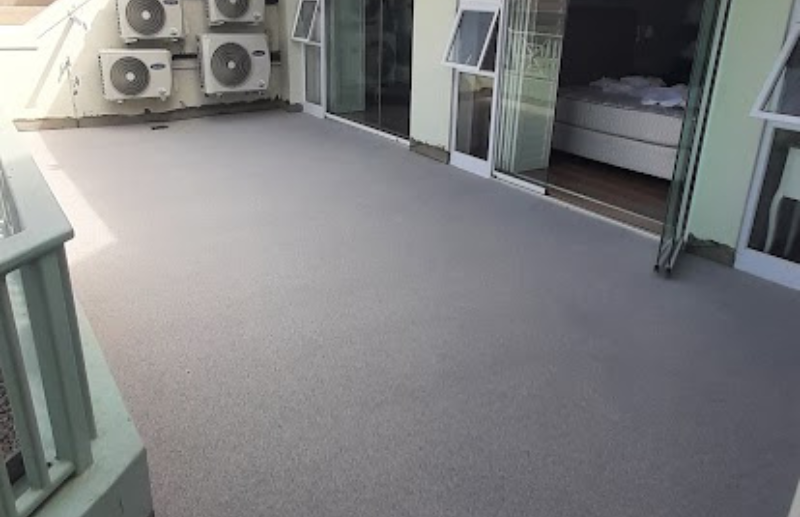 Grey quartz carpet balcony flooring on apartment building